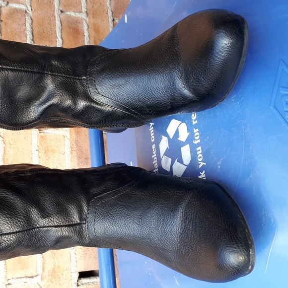 Size 8 Fergalicious by Fergi Low Heel Tall Boots - Picture 2 of 13